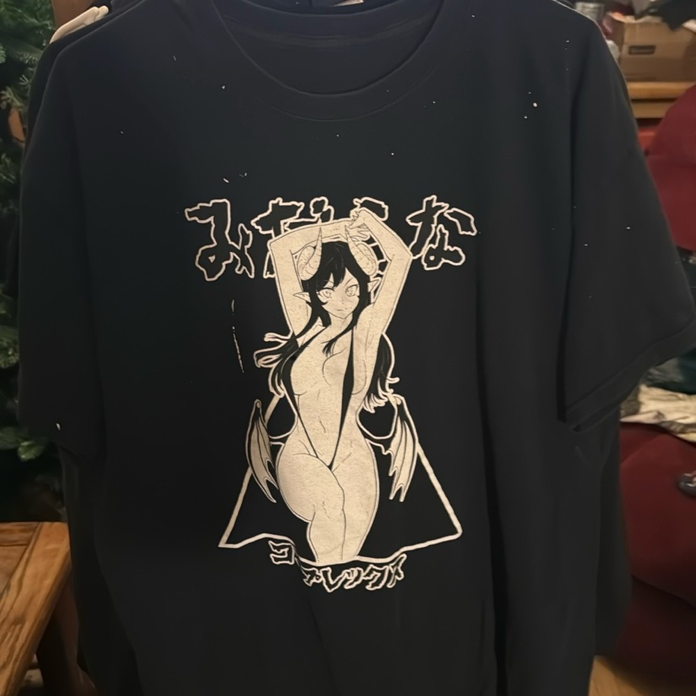 Spencer’s gifts anime shirt